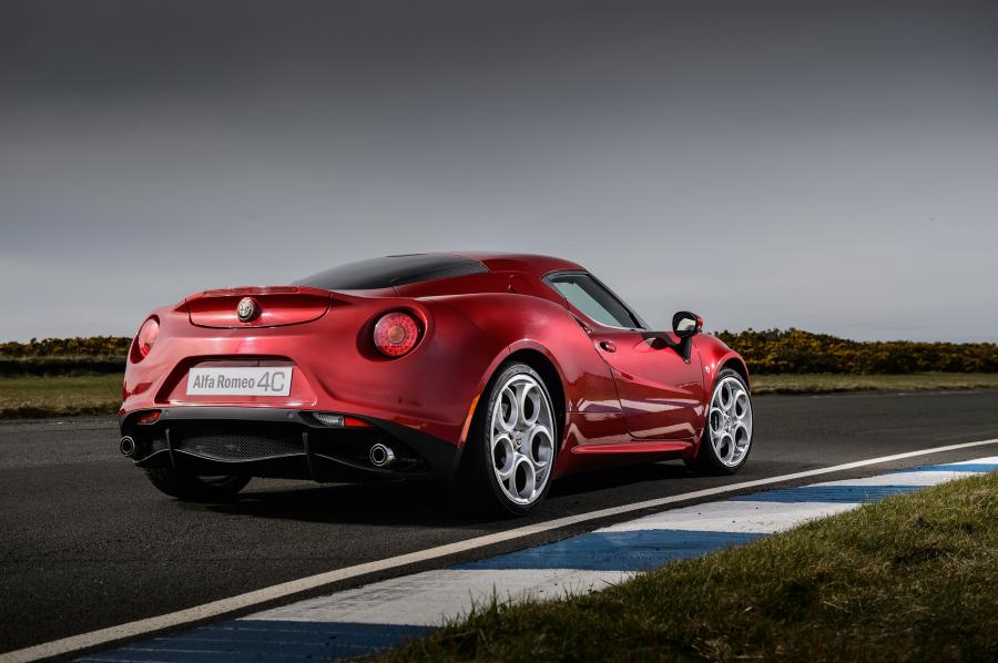  Alfa Romeo 4C (960) 2013 года  (WW) (фото 25 из 77)